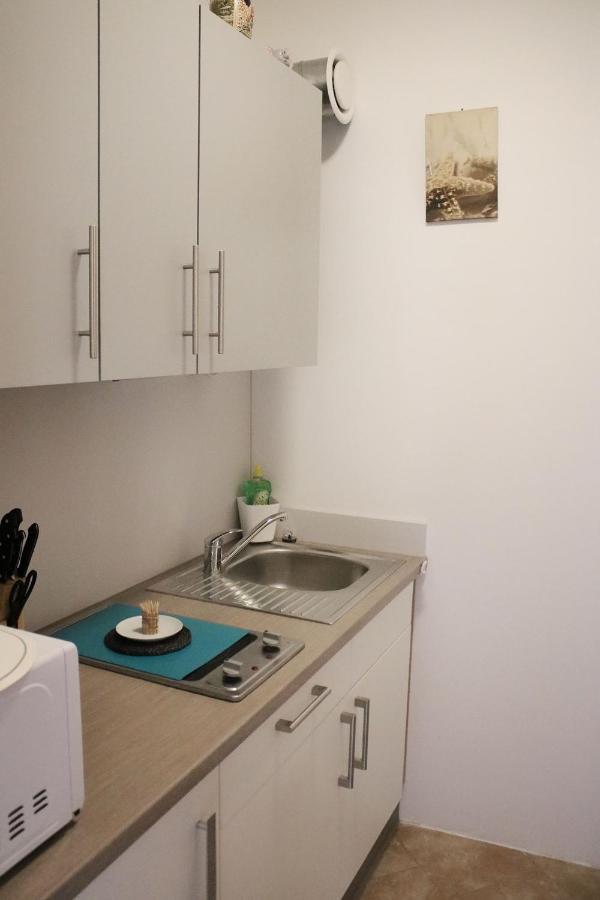 טריבני-קרושיצה Apartments & Rooms Neno מראה חיצוני תמונה