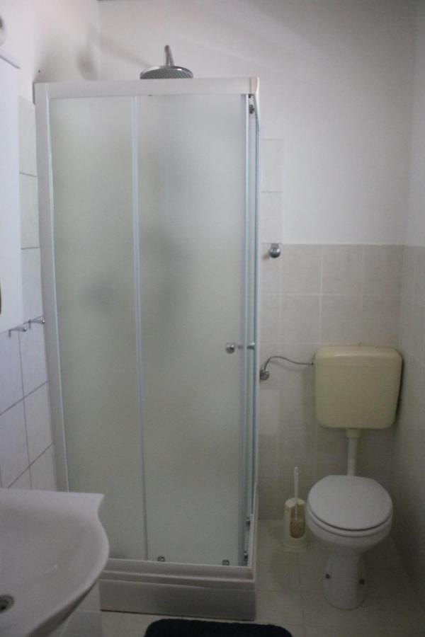 טריבני-קרושיצה Apartments & Rooms Neno מראה חיצוני תמונה