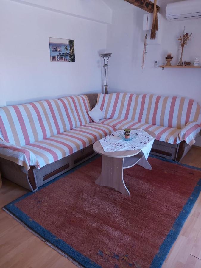 טריבני-קרושיצה Apartments & Rooms Neno מראה חיצוני תמונה