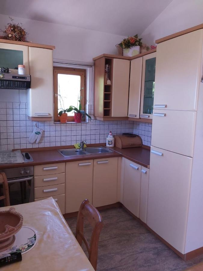 טריבני-קרושיצה Apartments & Rooms Neno מראה חיצוני תמונה